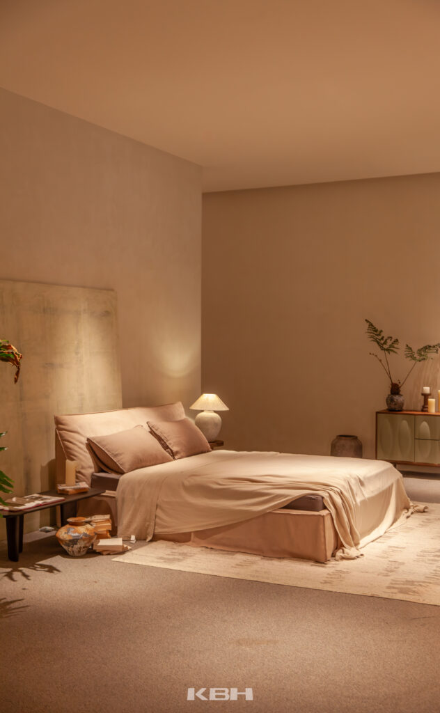 Quiet Living with the Axel Bed