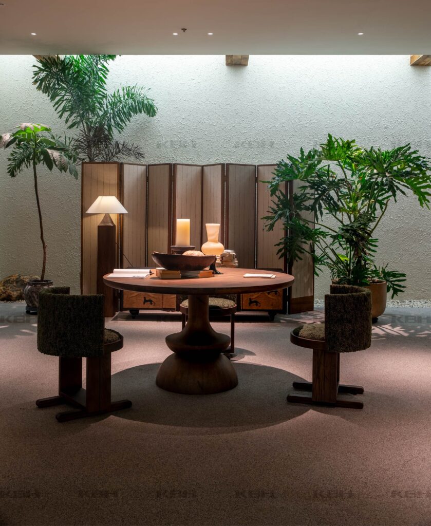 KBH Goblet Round Table in a dining room setting