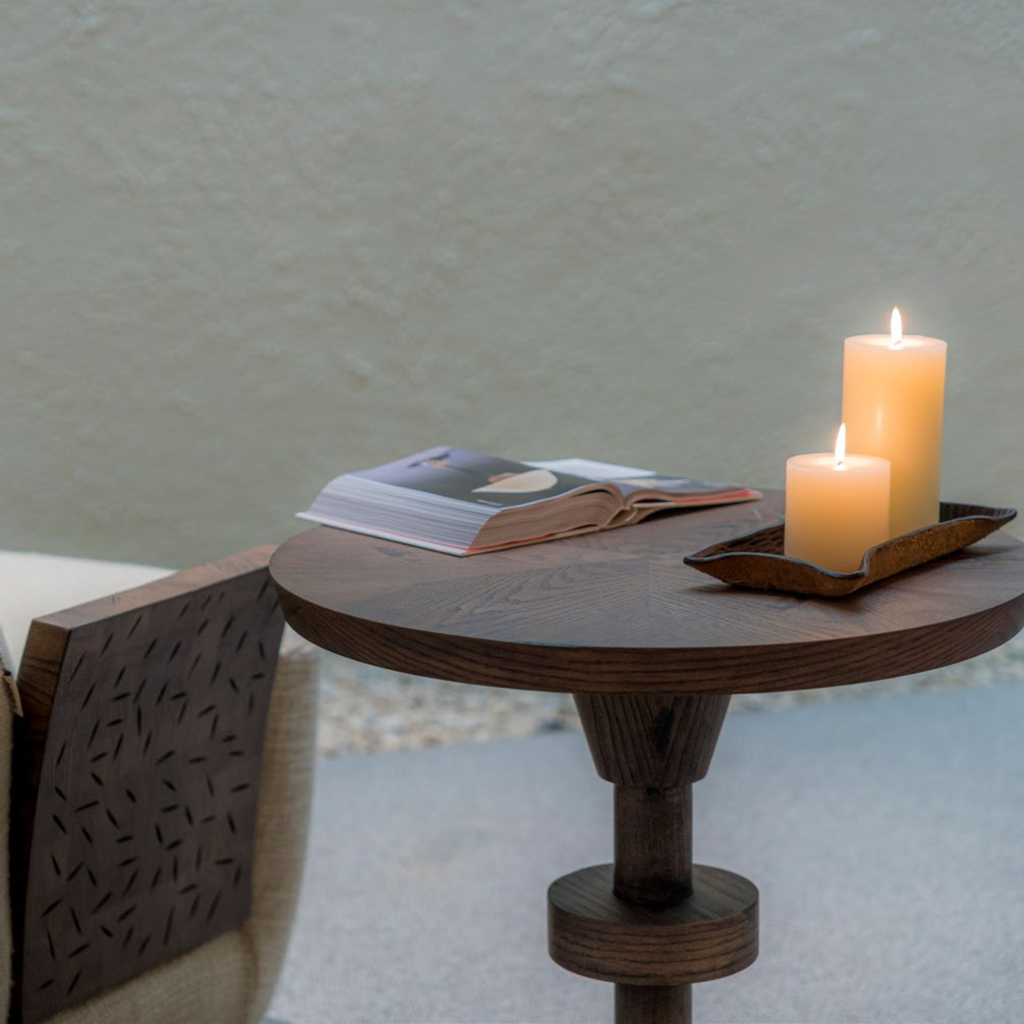 KBH Plain Ring Corner Table in warm tones
