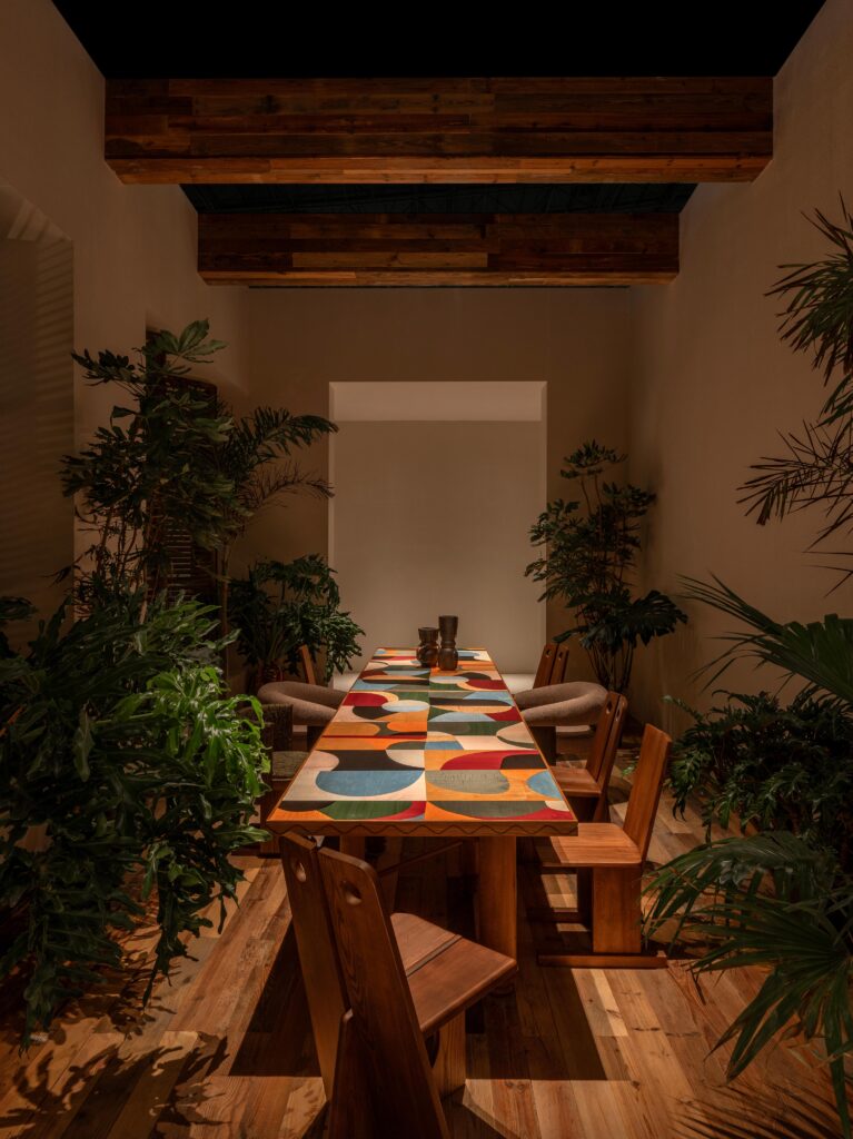 Warm Gathering scene by KBH with the Palette Dining Table in a dining room (4)