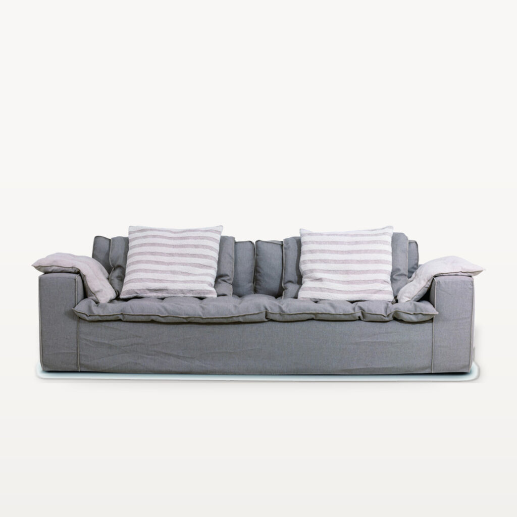 Warm Gathering scene by KBH with the Quinoa Sofa in a living room (2)