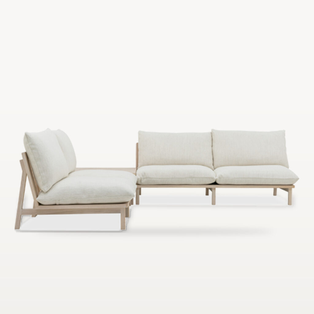 Warm Gathering scene by KBH with the Suzume Sofa in a living room (2)